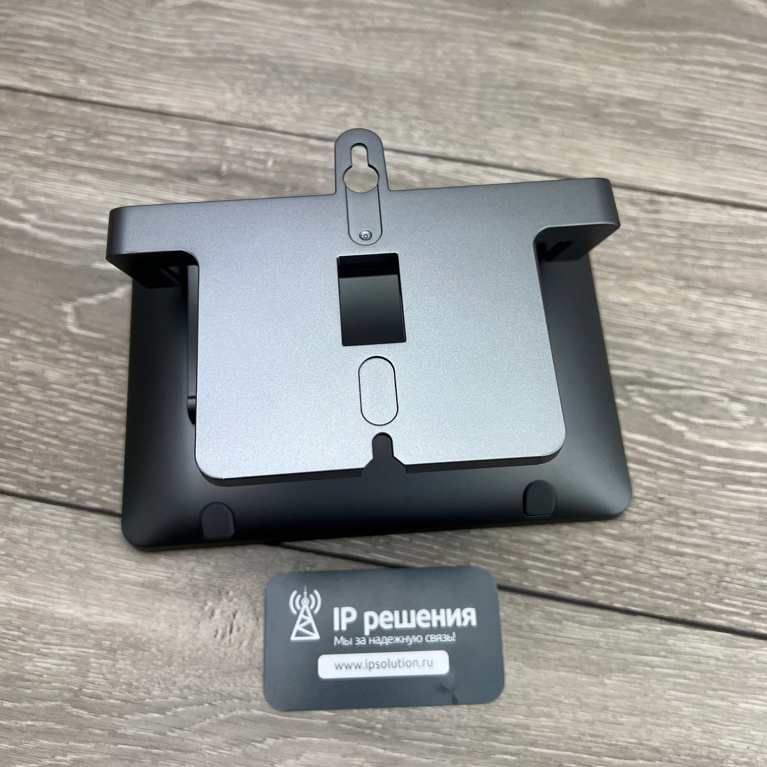 Yealink CTP18, сенсорная панель управления для терминалов и видеобаров Yealink